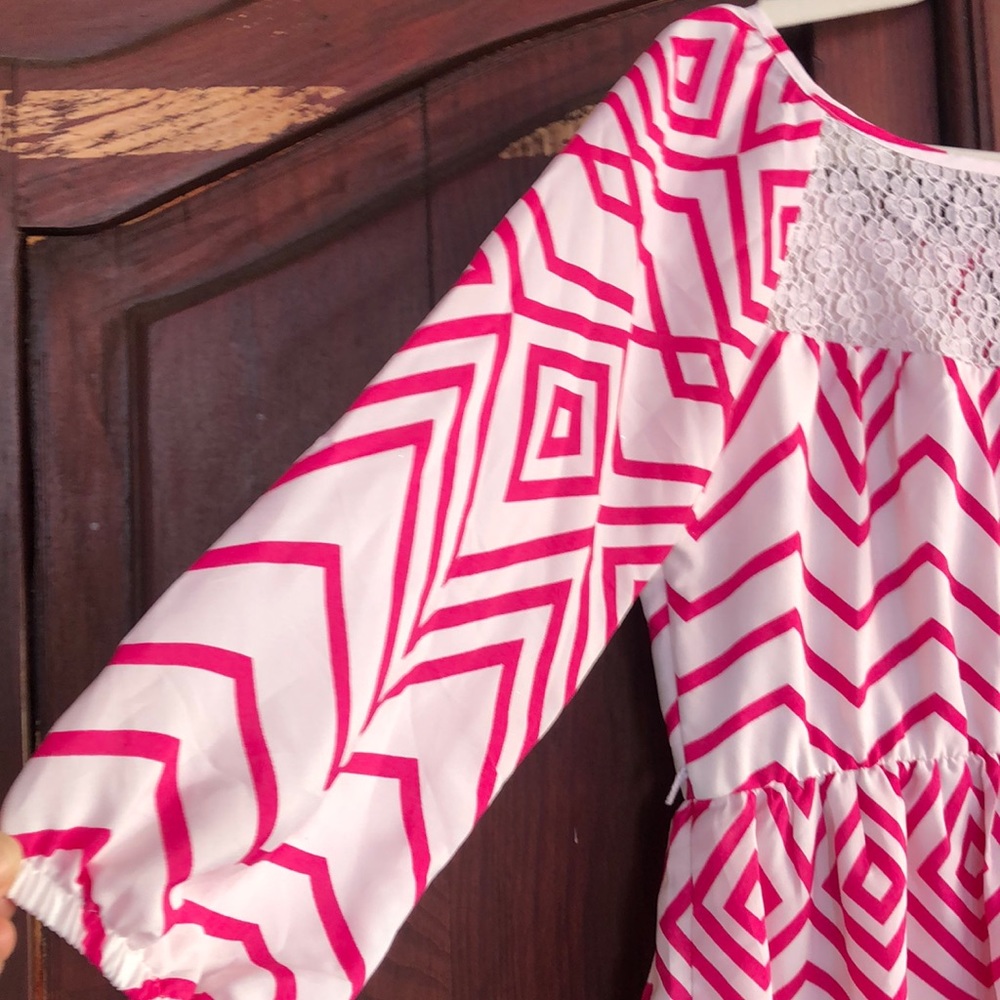 Beautiful Chevron Dress - Picture 5 of 6